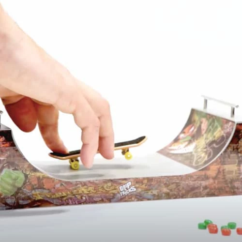 Outlet 🛒 Rip And Tricks - 3 Finger Skates With Pro Fingerboard Tools And Toy Skateboards Accessories - Finger Skate Pack 3 - Finger Toy For Kids 6+ Years Old ⭐ 6 Outlet 🛒 Rip And Tricks - 3 Finger Skates With Pro Fingerboard Tools And Toy Skateboards Accessories - Finger Skate Pack 3 - Finger Toy For Kids 6+ Years Old ⭐ - Image 4